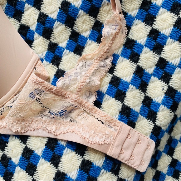 SOLD OnGossamer nude bra - Picture 7 of 8
